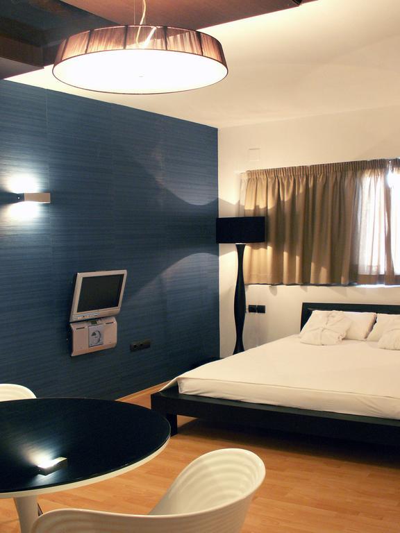 Despotiko Apt. Hotel & Suites توروني الغرفة الصورة